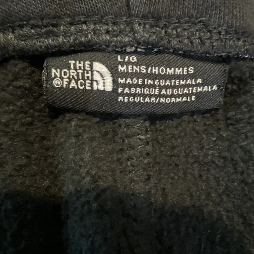 The North Face Mens BLACK Never Stop Exploring Fleece Shorts Logo LARGE